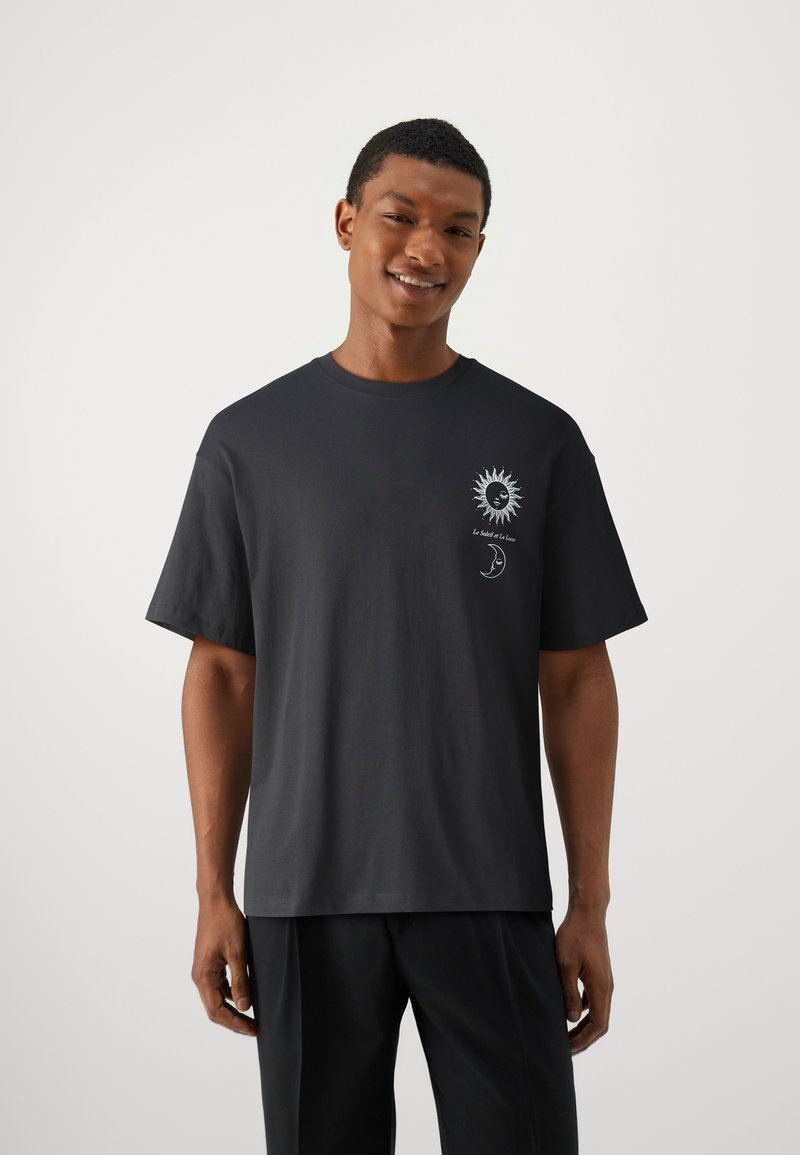 Jack & Jones Jack & Jones JORSOLEIL TEE CREW NECK UNISEX - Print T-shirt - black Versandkostenfrei