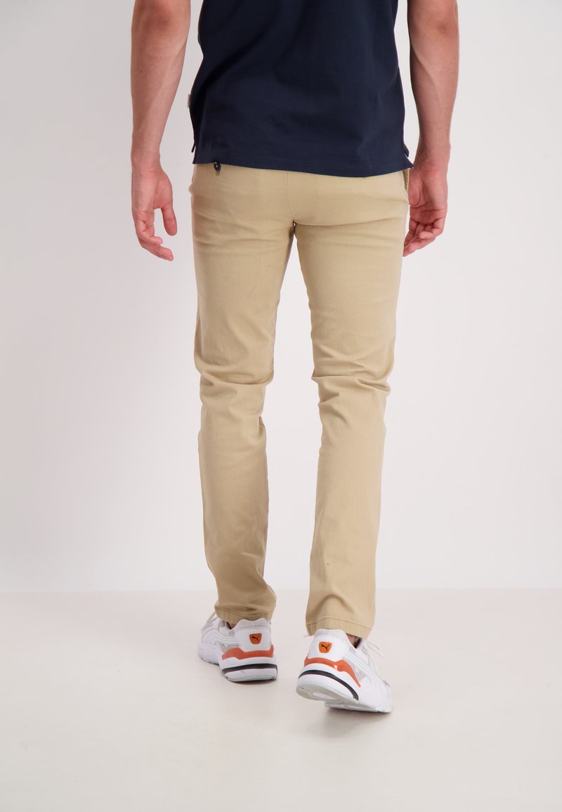 Lindbergh Lindbergh SUPERFLEX - Chinos - sand Begrenztes Angebot