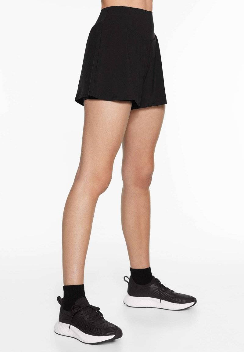 OYSHO OYSHO COMPRESSIVE - Sports shorts - black Top Angebot